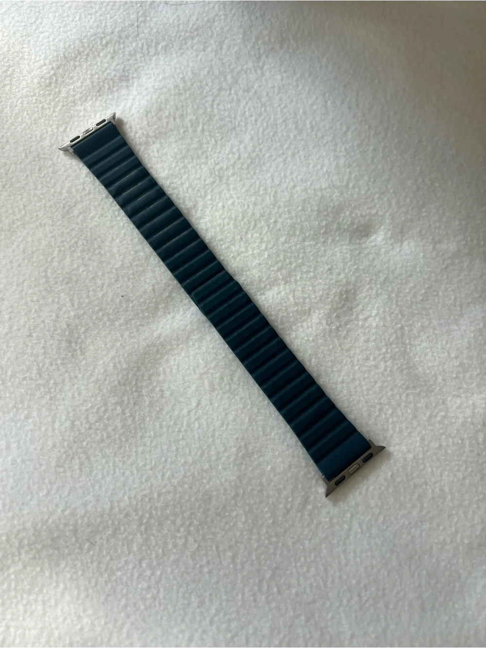 Deep Blue Ribbed Silicone Loop Band for Smartwatches